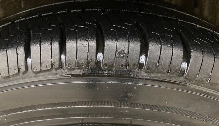 2014 Maruti Celerio VXI AMT, Petrol, Automatic, 71,459 km, Left Rear Tyre Tread