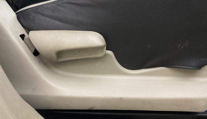 2014 Maruti Celerio VXI AMT, Petrol, Automatic, 71,459 km, Driver Side Adjustment Panel