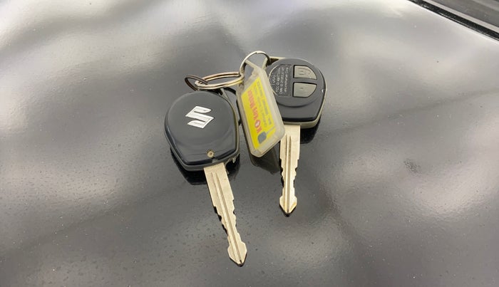 2014 Maruti Swift Dzire VXI, Petrol, Manual, 56,486 km, Key Close Up