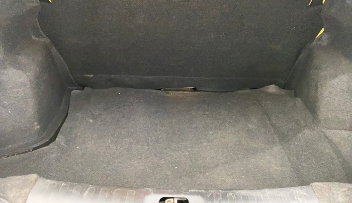 2014 Maruti Swift Dzire VXI, Petrol, Manual, 56,486 km, Boot Inside
