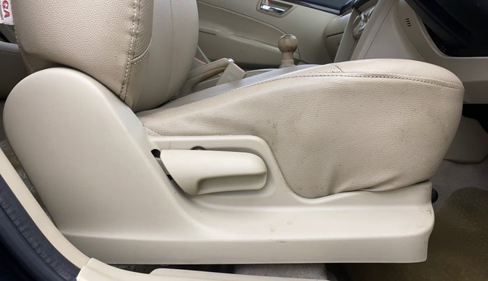 2014 Maruti Swift Dzire VXI, Petrol, Manual, 56,486 km, Driver Side Adjustment Panel