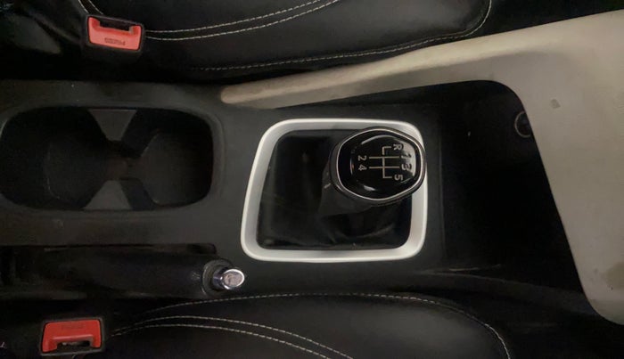 2021 Nissan MAGNITE XL, Petrol, Manual, 64,663 km, Gear Lever