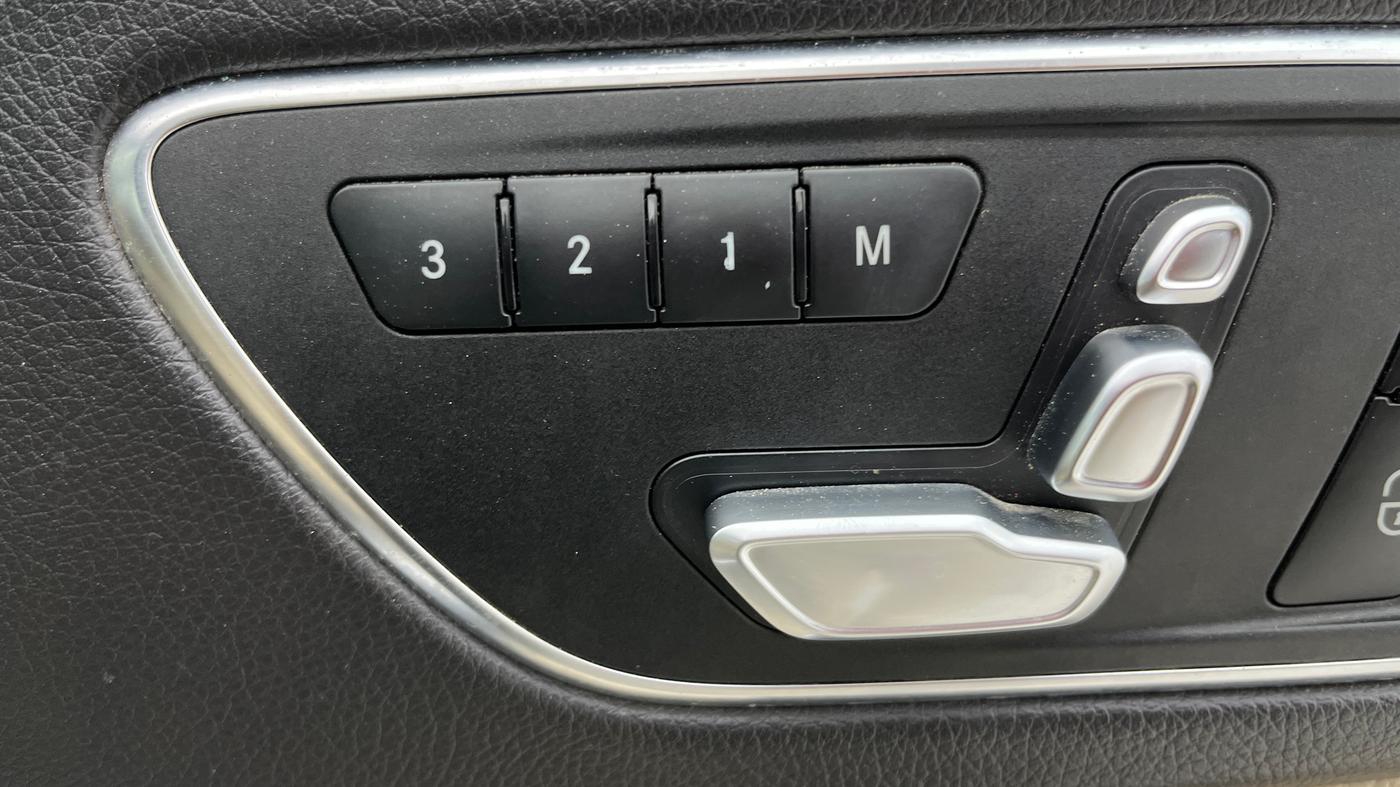 2018 Mercedes Benz CLA Class 200 CDI Sport, Diesel, Automatic, 37,148 km, Driver Side Adjustment Panel