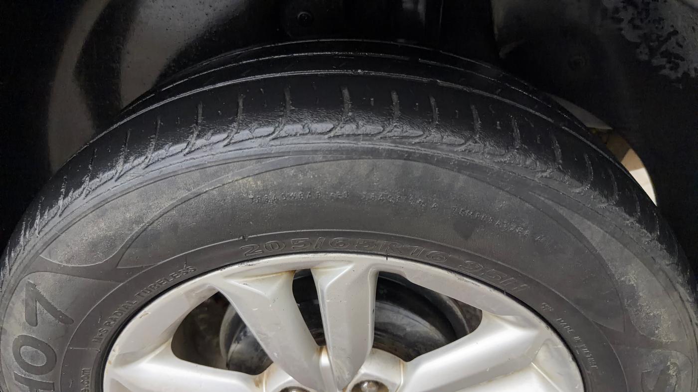 2016 Hyundai Creta SX PLUS 1.6 PETROL, Petrol, Manual, 78,428 km, Left Rear Tyre Tread