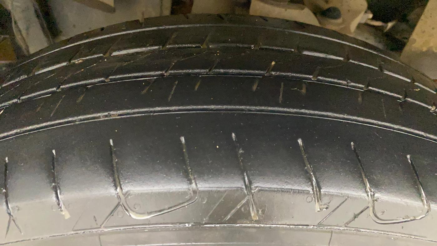 2024 Mahindra Bolero B6, Diesel, Manual, 49,894 km, Left Front Tyre Tread