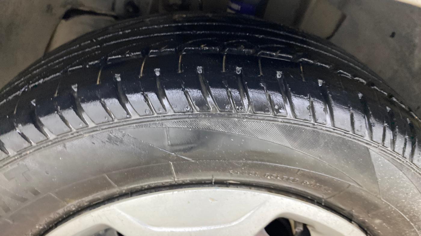 2019 Tata TIGOR XZ PETROL, Petrol, Manual, 86,634 km, Left Front Tyre Tread