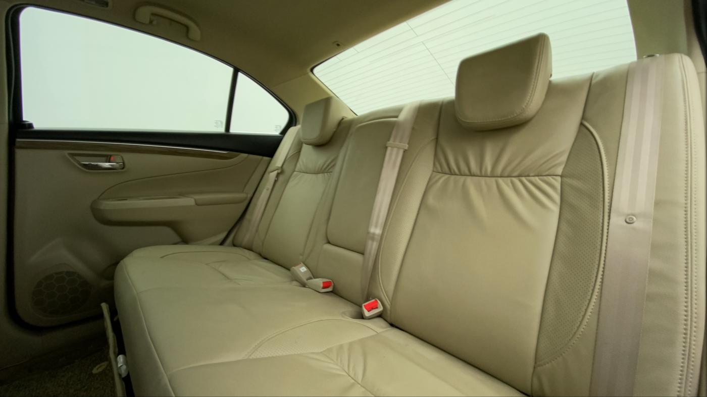 2021 Maruti Ciaz ALPHA 1.5 MT VTVT SHVS, Petrol, Manual, 4,302 km, Right Side Rear Door Cabin
