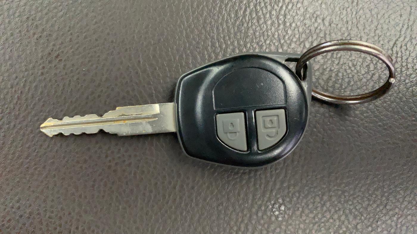 2013 Maruti Wagon R 1.0 VXI, Petrol, Manual, 29,475 km, Key Close Up