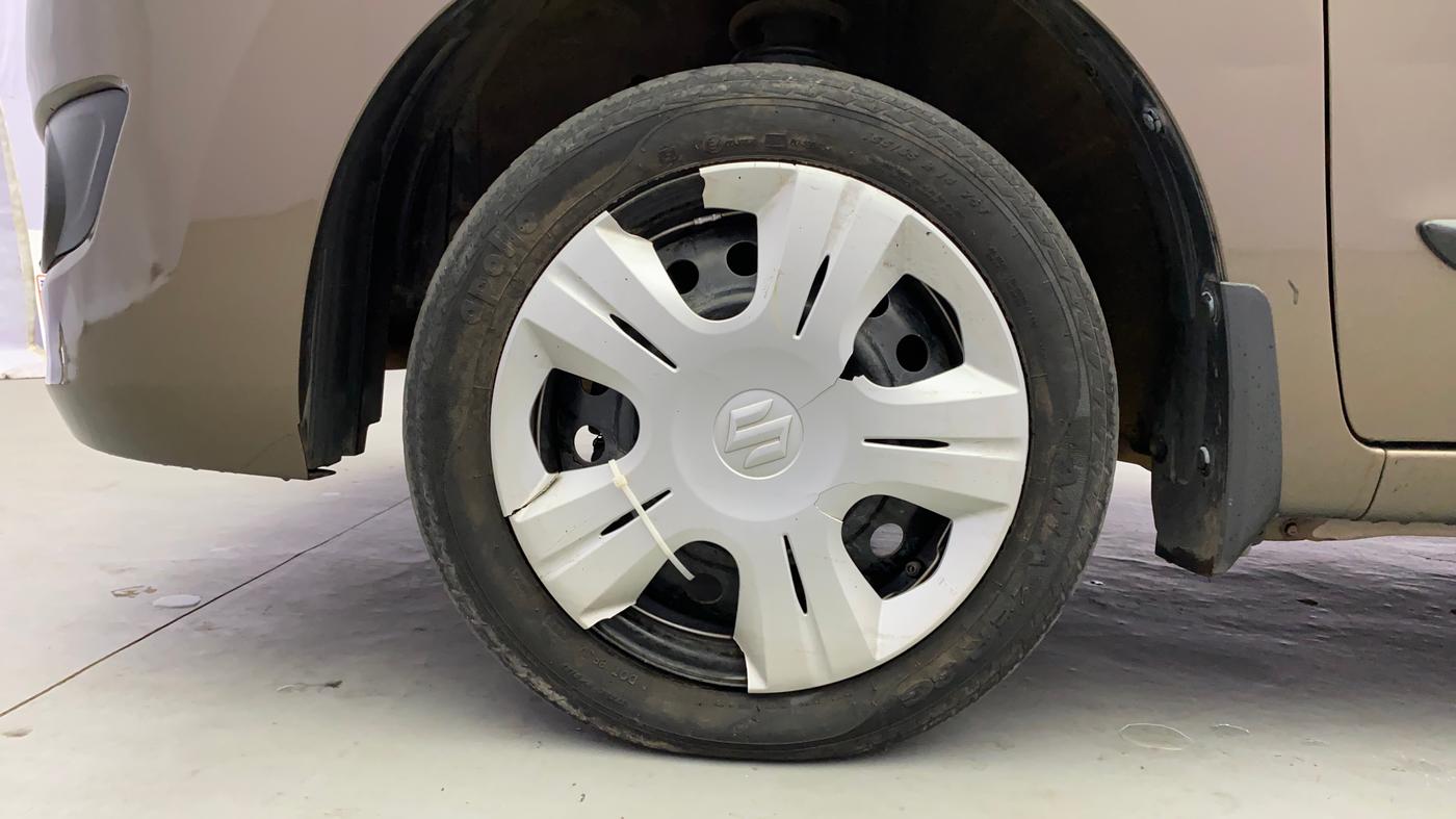 2013 Maruti Wagon R 1.0 VXI, Petrol, Manual, 29,475 km, Left Front Wheel