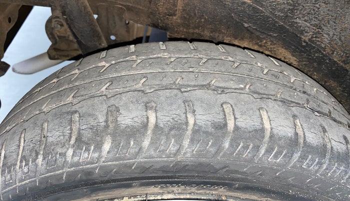 2013 Maruti Wagon R 1.0 VXI, Petrol, Manual, 29,475 km, Right Rear Tyre Tread