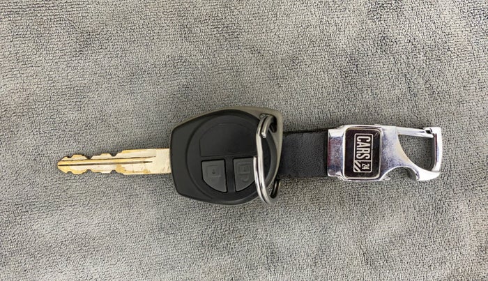 2012 Maruti Swift Dzire VDI, Diesel, Manual, 1,17,336 km, Key Close Up