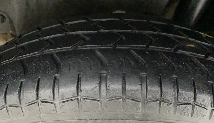 2012 Maruti Swift Dzire VDI, Diesel, Manual, 1,17,336 km, Left Rear Tyre Tread
