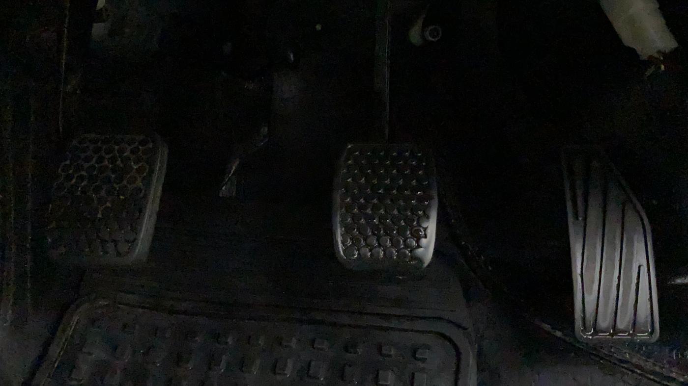 2019 Maruti Alto LXI, Petrol, Manual, 57,238 km, Pedals
