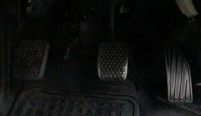 2019 Maruti Alto LXI, Petrol, Manual, 57,238 km, Pedals
