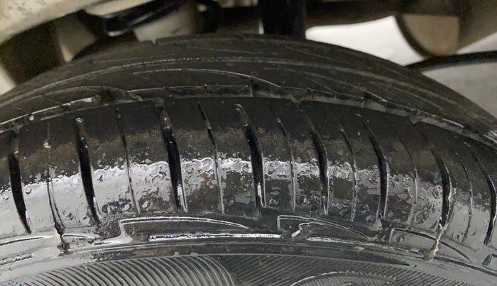 2019 Maruti Alto LXI, Petrol, Manual, 57,238 km, Right Rear Tyre Tread