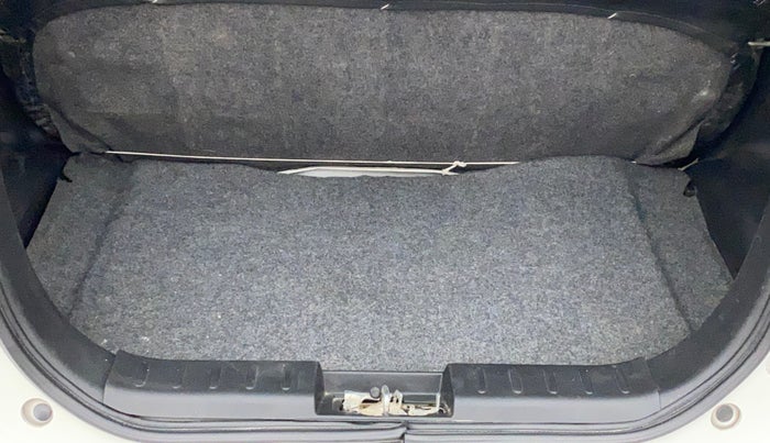 2019 Maruti Alto LXI, Petrol, Manual, 57,238 km, Boot Inside
