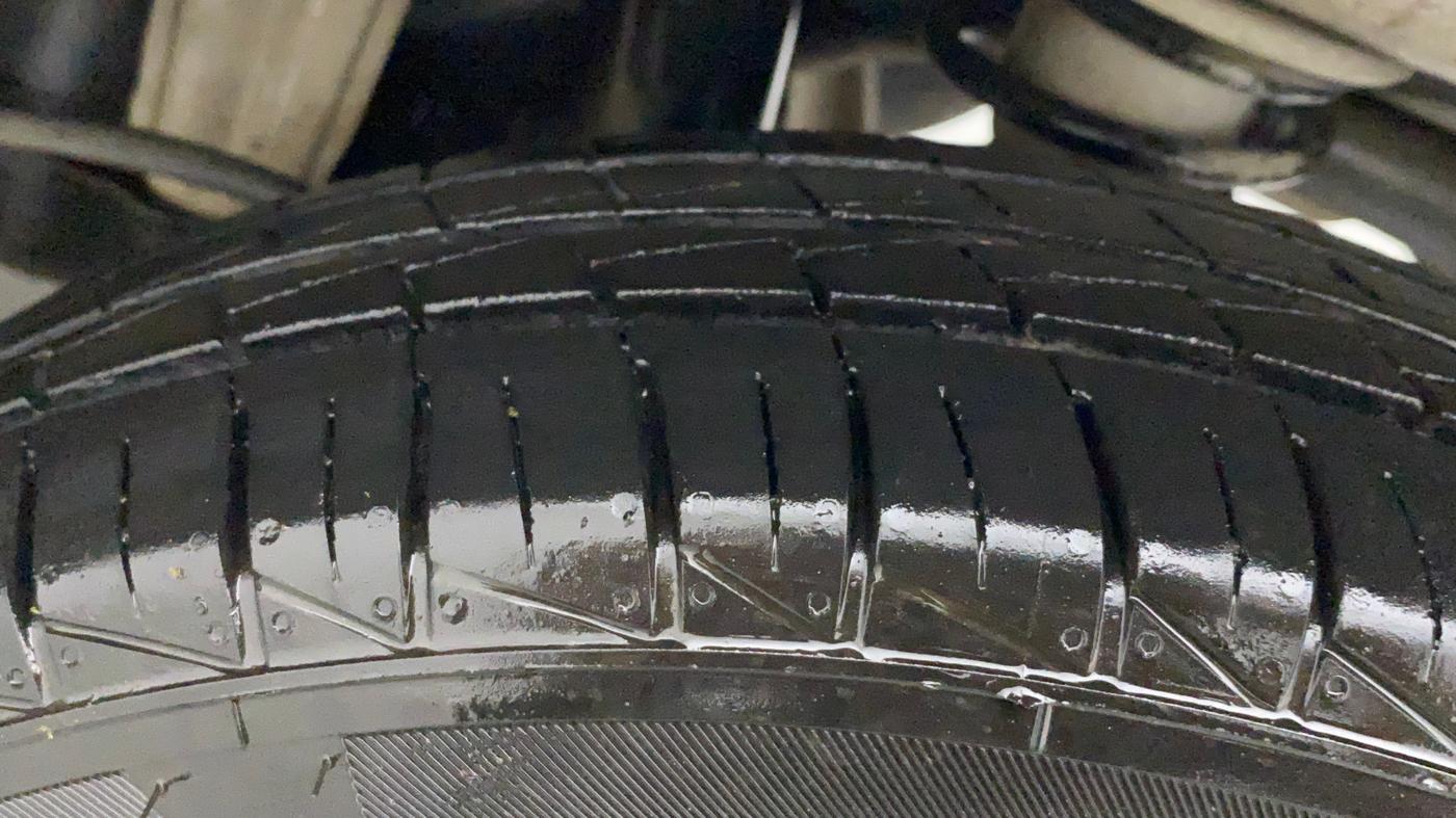 2019 Maruti Alto LXI, Petrol, Manual, 57,238 km, Left Rear Tyre Tread