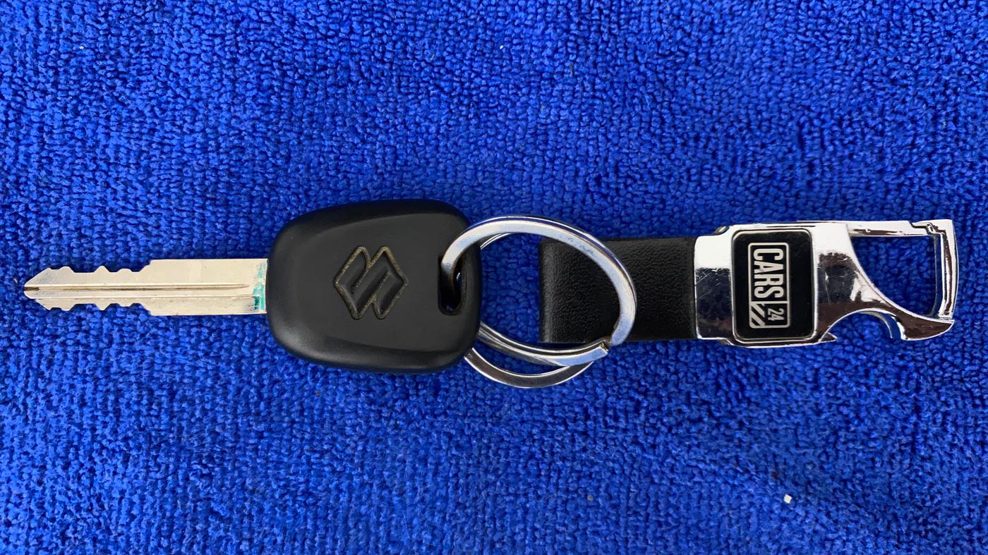 2019 Maruti Alto LXI, Petrol, Manual, 57,238 km, Key Close Up