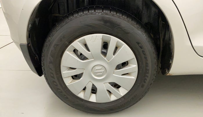 2015 Maruti Swift VXI, Petrol, Manual, 75,505 km, Right Rear Wheel