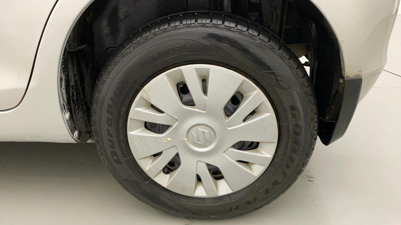 2015 Maruti Swift VXI, Petrol, Manual, 75,505 km, Left Rear Wheel