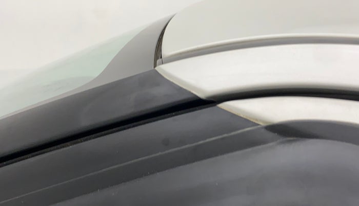 2015 Maruti Swift VXI, Petrol, Manual, 75,505 km, Left A pillar - Slight discoloration