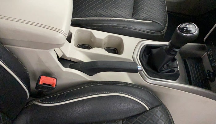 2020 Mahindra XUV300 W8 1.2 PETROL, Petrol, Manual, 50 km, Gear Lever