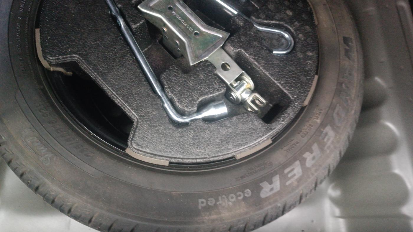 2021 Maruti Vitara Brezza VXI AT SHVS, Petrol, Automatic, 1,06,231 km, Spare Tyre
