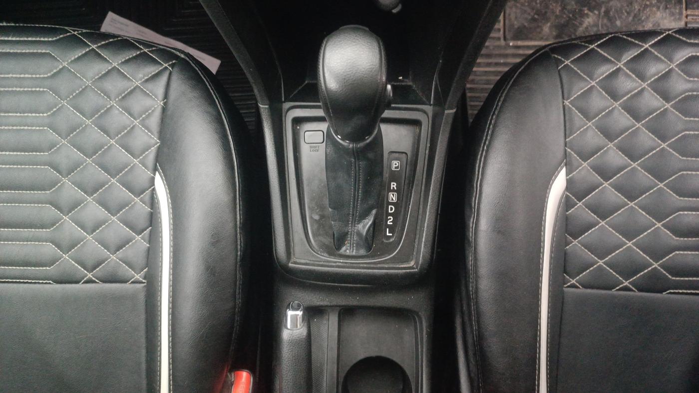 2021 Maruti Vitara Brezza VXI AT SHVS, Petrol, Automatic, 1,06,231 km, Gear Lever