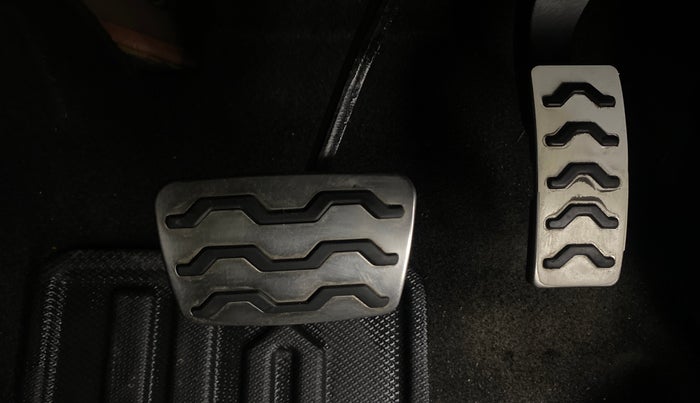 2023 KIA SONET GTX PLUS 1.0 DCT, Petrol, Automatic, 33,929 km, Pedals