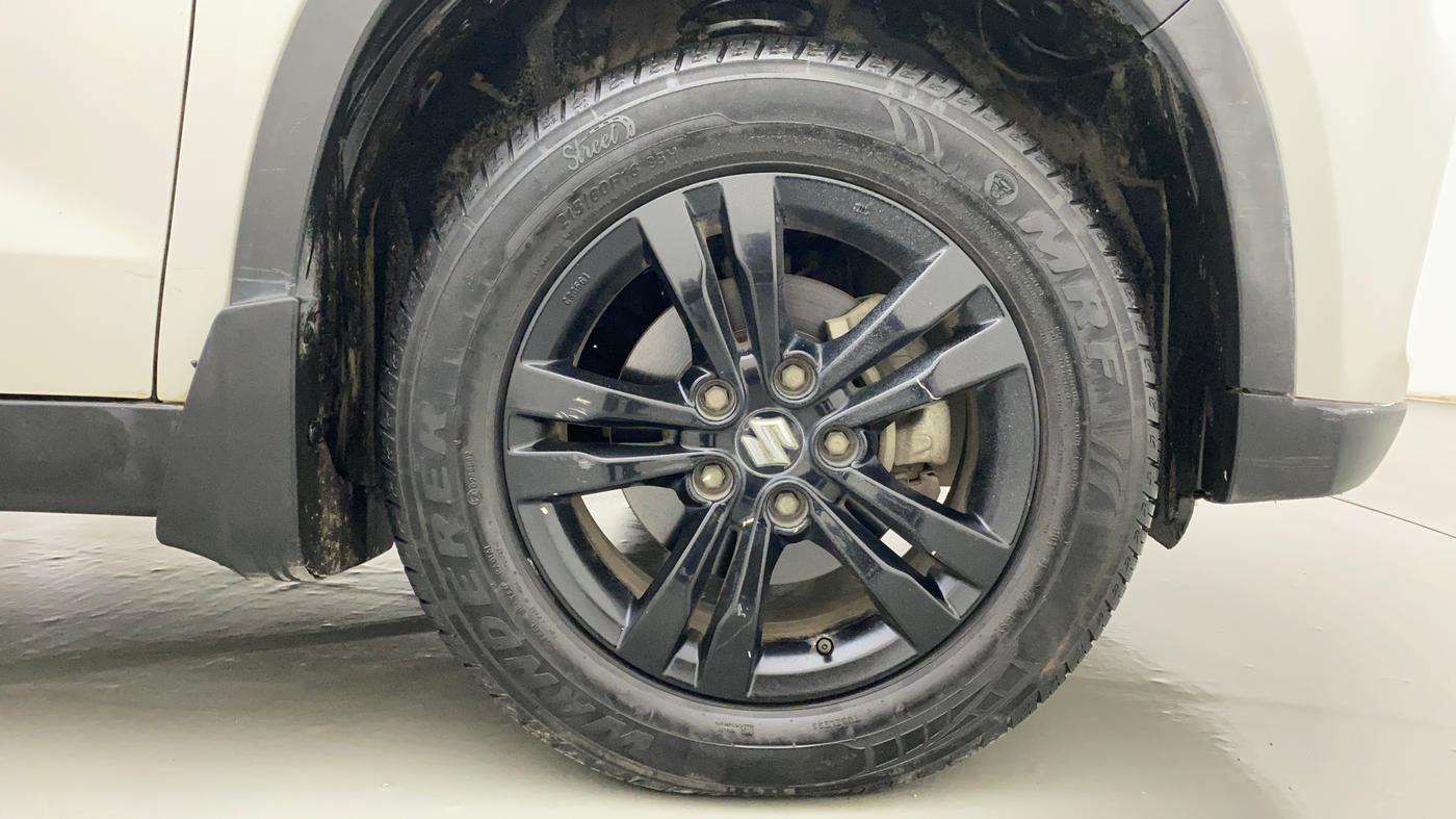 2018 Maruti Vitara Brezza ZDI AMT, Diesel, Automatic, 45,717 km, Right Front Wheel