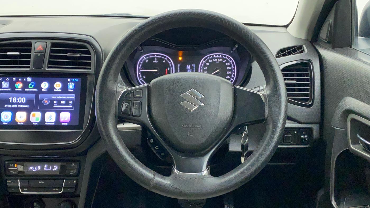 2018 Maruti Vitara Brezza ZDI AMT, Diesel, Automatic, 45,717 km, Steering Wheel Close Up