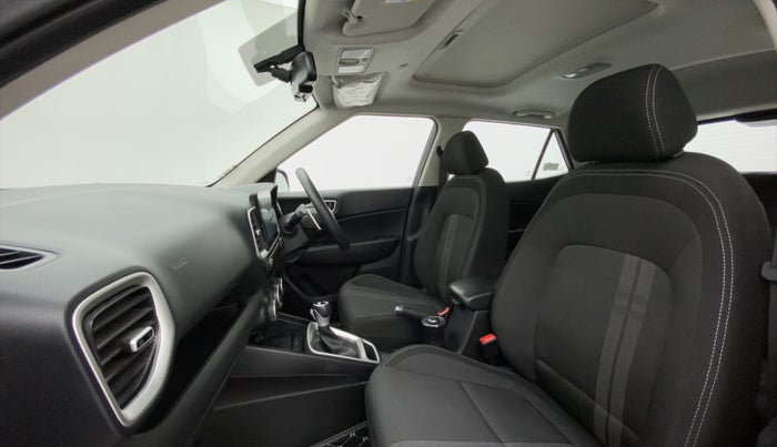 2022 Hyundai VENUE SX PLUS 1.0 TURBO DCT, Petrol, Automatic, 23,220 km, Right Side Front Door Cabin