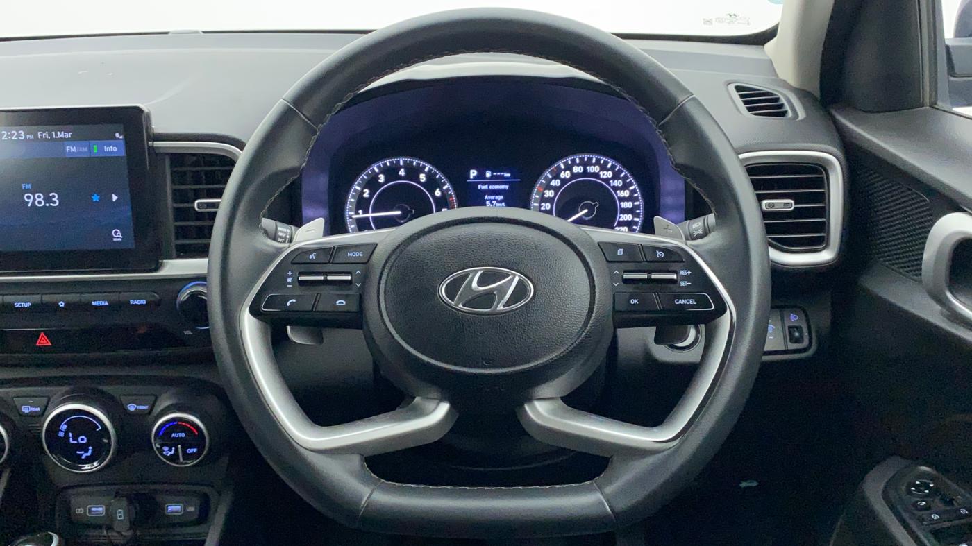 2022 Hyundai VENUE SX PLUS 1.0 TURBO DCT, Petrol, Automatic, 23,220 km, Steering Wheel Close Up