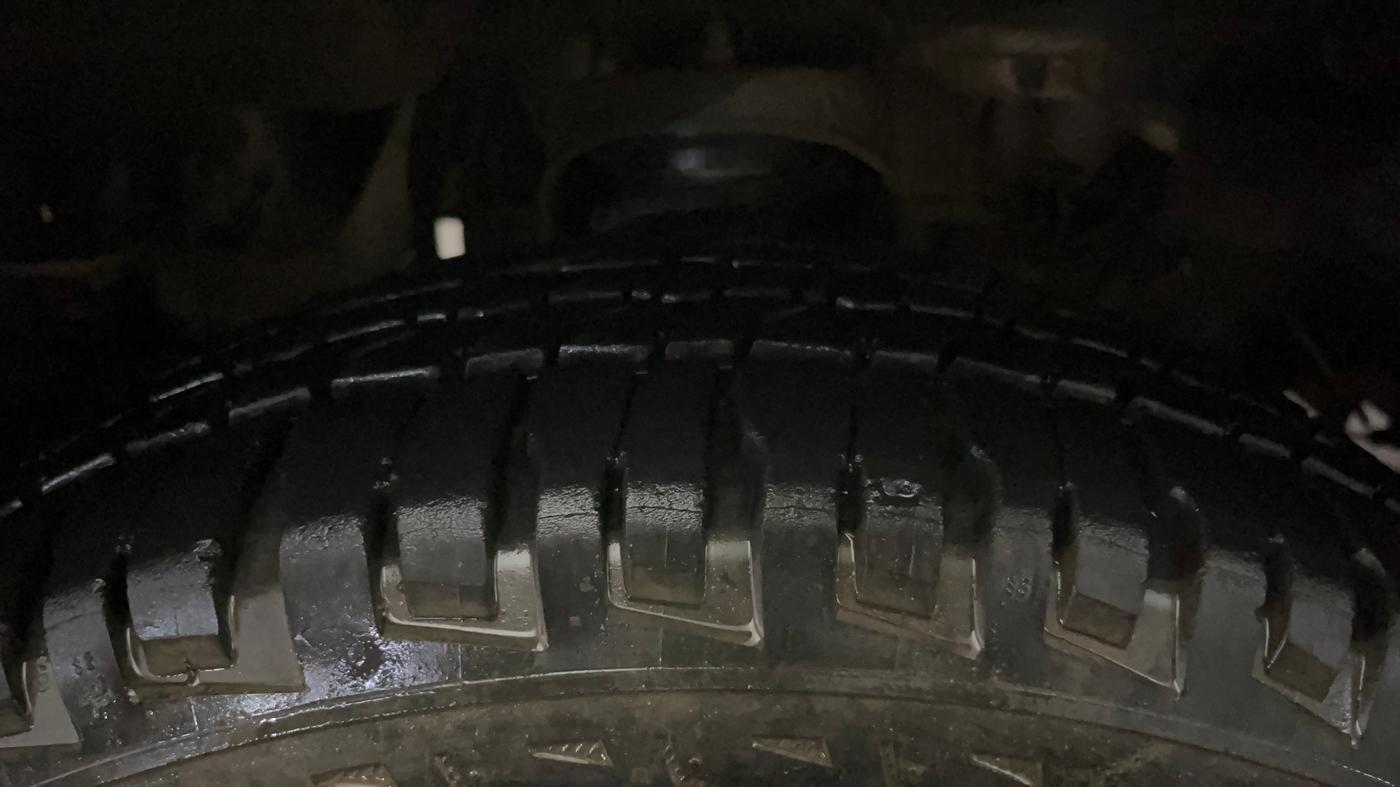 2019 Mahindra Scorpio S3, Diesel, Manual, 96,632 km, Left Front Tyre Tread
