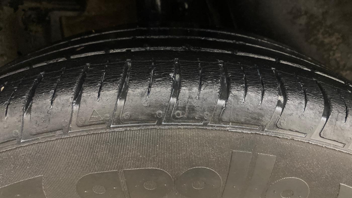 2021 Nissan Kicks XV 1.5, Petrol, Manual, 70,784 km, Right Rear Tyre Tread