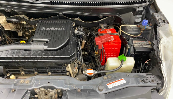 2016 Maruti Ertiga VXI, CNG, Manual, 1,30,738 km, Engine View - Left