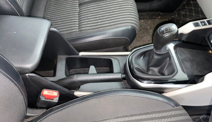 2023 KIA CARENS PRESTIGE 1.5 PETROL 7 STR, Petrol, Manual, 38,215 km, Gear Lever