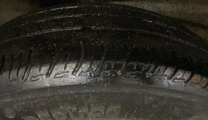 2023 Maruti New Wagon-R VXI CNG 1.0, CNG, Manual, 92,915 km, Right Rear Tyre Tread