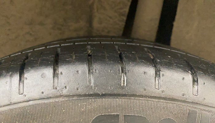 2019 Maruti Baleno ZETA PETROL 1.2, Petrol, Manual, 16,729 km, Left Rear Tyre Tread