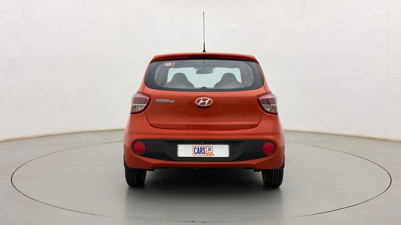 2018 Hyundai Grand i10 MAGNA AT 1.2 KAPPA VTVT, Petrol, Automatic, 26,646 km, Back/Rear