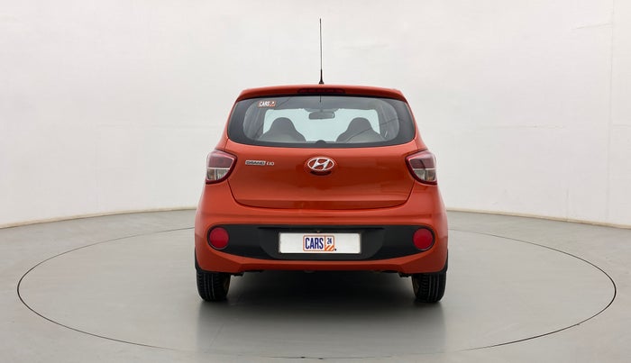 2018 Hyundai Grand i10 MAGNA AT 1.2 KAPPA VTVT, Petrol, Automatic, 26,646 km, Back/Rear