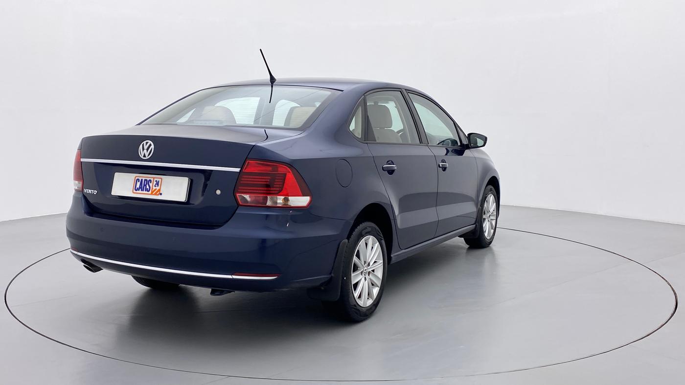 2015 Volkswagen Vento HIGHLINE PETROL, Petrol, Manual, 26,435 km, Right Back Diagonal