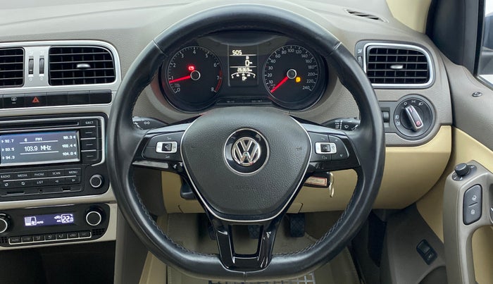 2015 Volkswagen Vento HIGHLINE PETROL, Petrol, Manual, 26,435 km, Steering Wheel Close Up