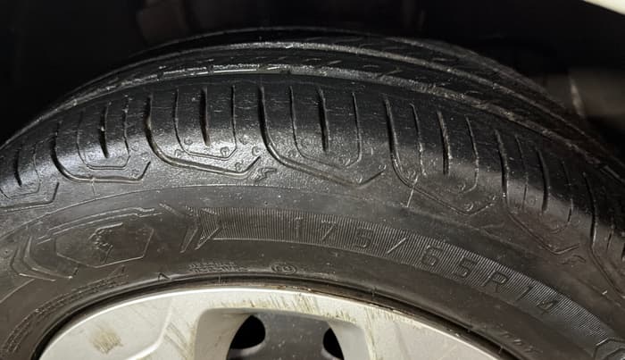 2023 Tata TIGOR XZ PETROL, Petrol, Manual, 29,439 km, Right Front Tyre Tread