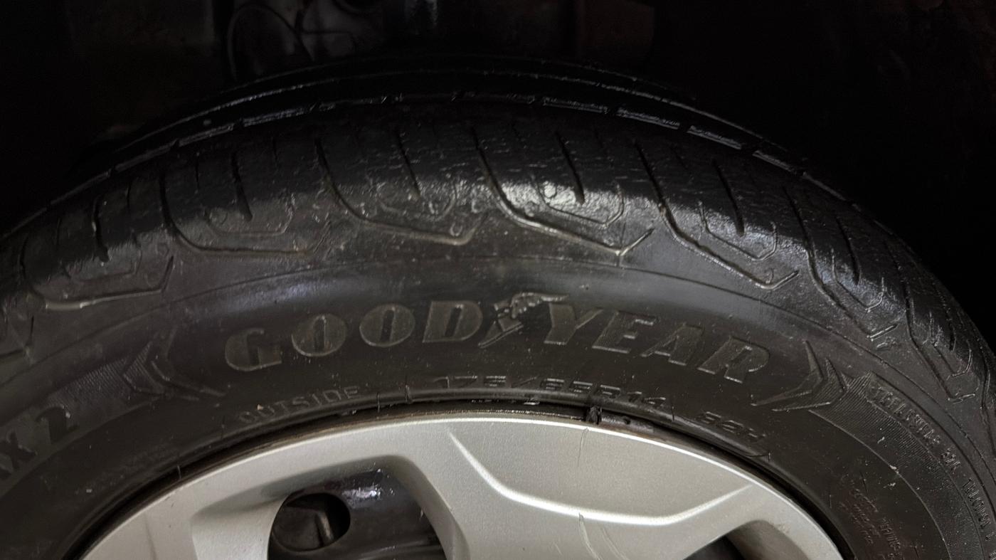 2023 Tata TIGOR XZ PETROL, Petrol, Manual, 29,439 km, Left Front Tyre Tread