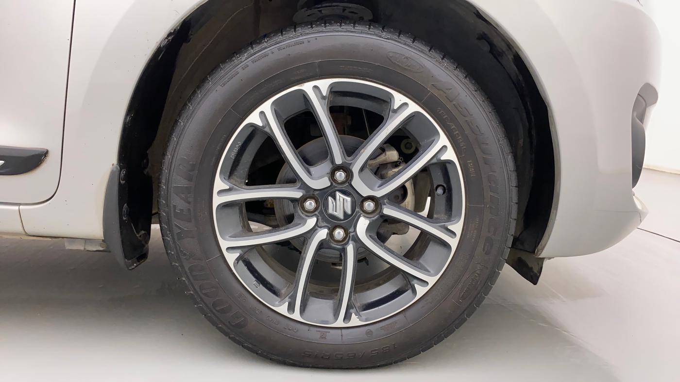 2019 Maruti Swift ZXI PLUS AMT, Petrol, Automatic, 90,696 km, Right Front Wheel