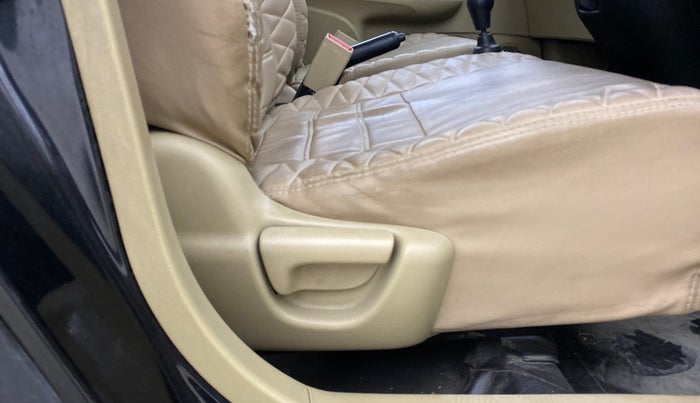 2013 Honda Amaze 1.2L I-VTEC EX, Petrol, Manual, 51,902 km, Driver Side Adjustment Panel