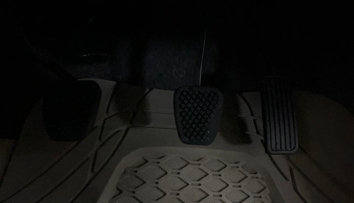 2015 Honda Amaze 1.2L I-VTEC S, Petrol, Manual, 57,418 km, Pedals