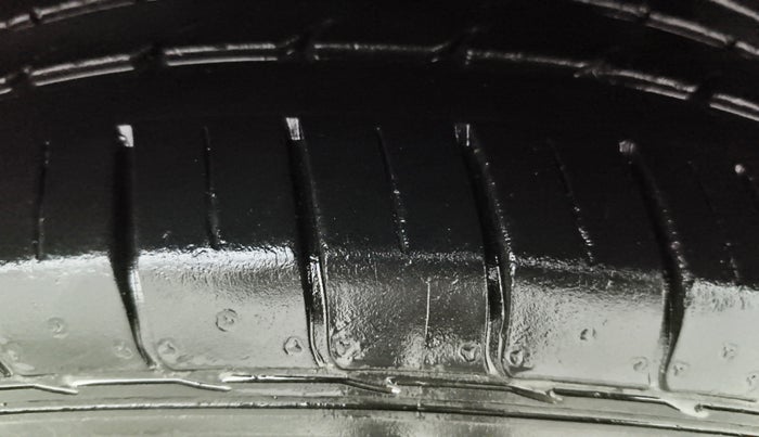 2019 KIA SELTOS GTX AT 1.4 PETROL, Petrol, Automatic, 31,282 km, Left Rear Tyre Tread