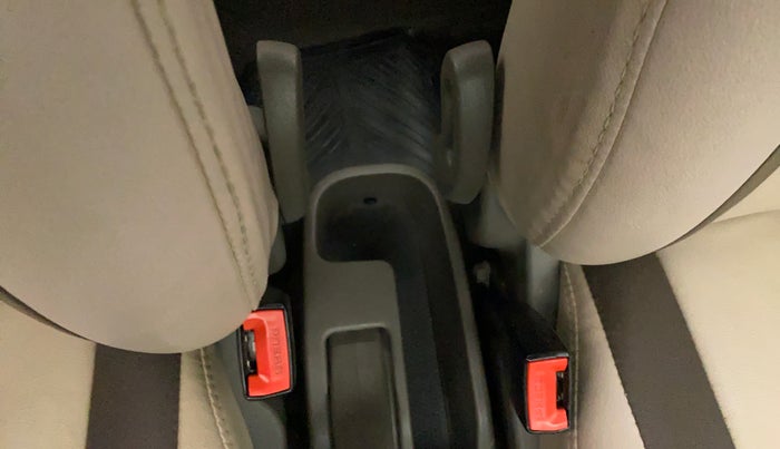 2013 Hyundai i10 MAGNA 1.2, Petrol, Manual, 29,331 km, Driver Side Adjustment Panel